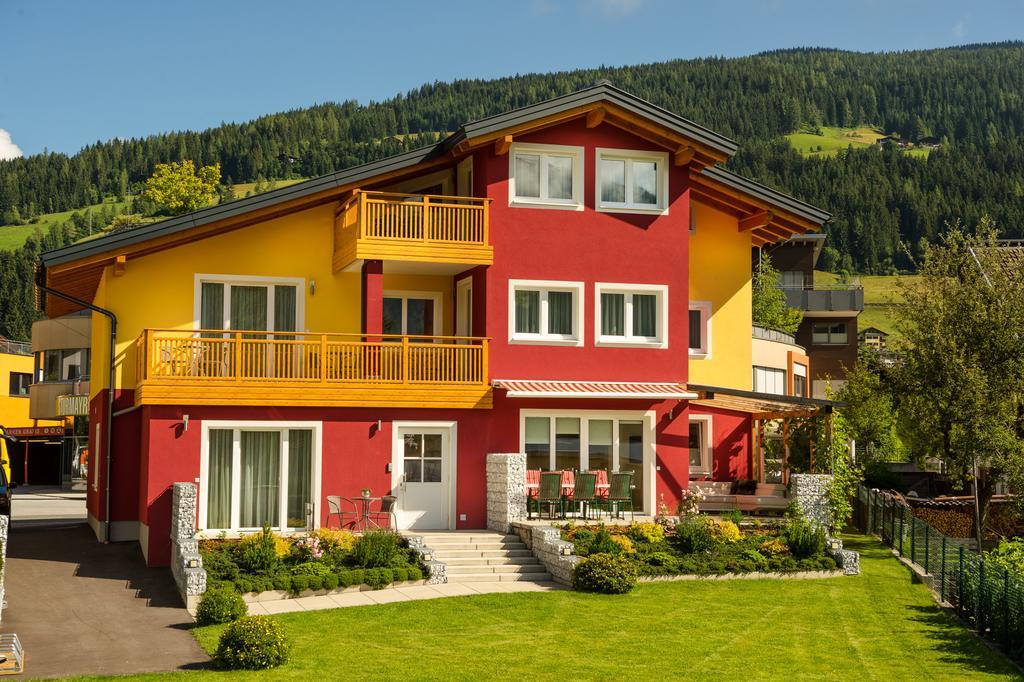 das Burghard Altenmarkt im Pongau Bagian luar foto